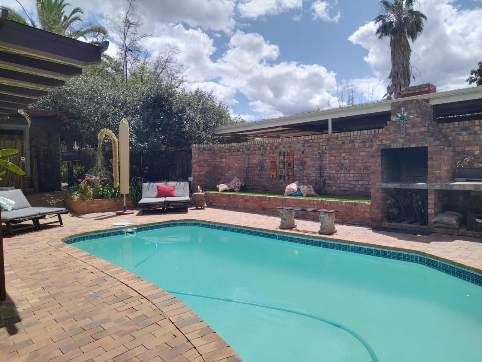 Earthbound Guest House Oudtshoorn Buitenkant foto